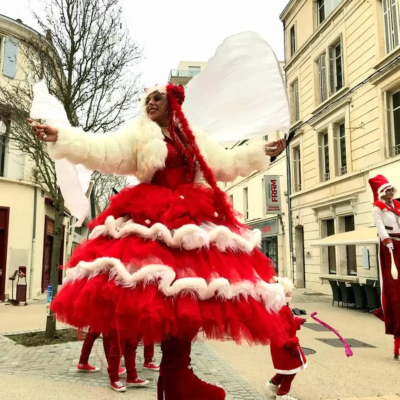 Lady Noël et Les Chaussettes Rouges - Compagnie Les Pléiades